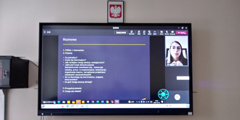 Ekran monitora ze spotkaniem on-line z Panią Dagmarą Kuleczką