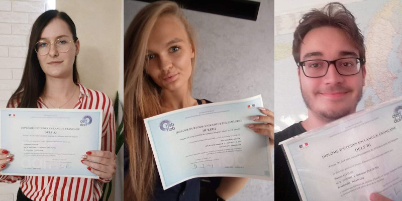 Uczniowie klasy IIIe wraz z tegoroczną absolwentką