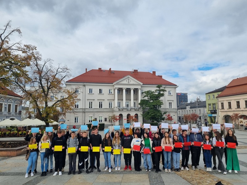 zdjęcie nr 8 - WYMIANA RÓWNE 5