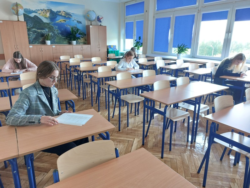 zdjęcie nr 3 - OLIMPIADA O PRAWACH UCZNIA