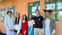 zdjęcie nr 5 - Dzień postaci z filmów i bajek Disneya w I LO