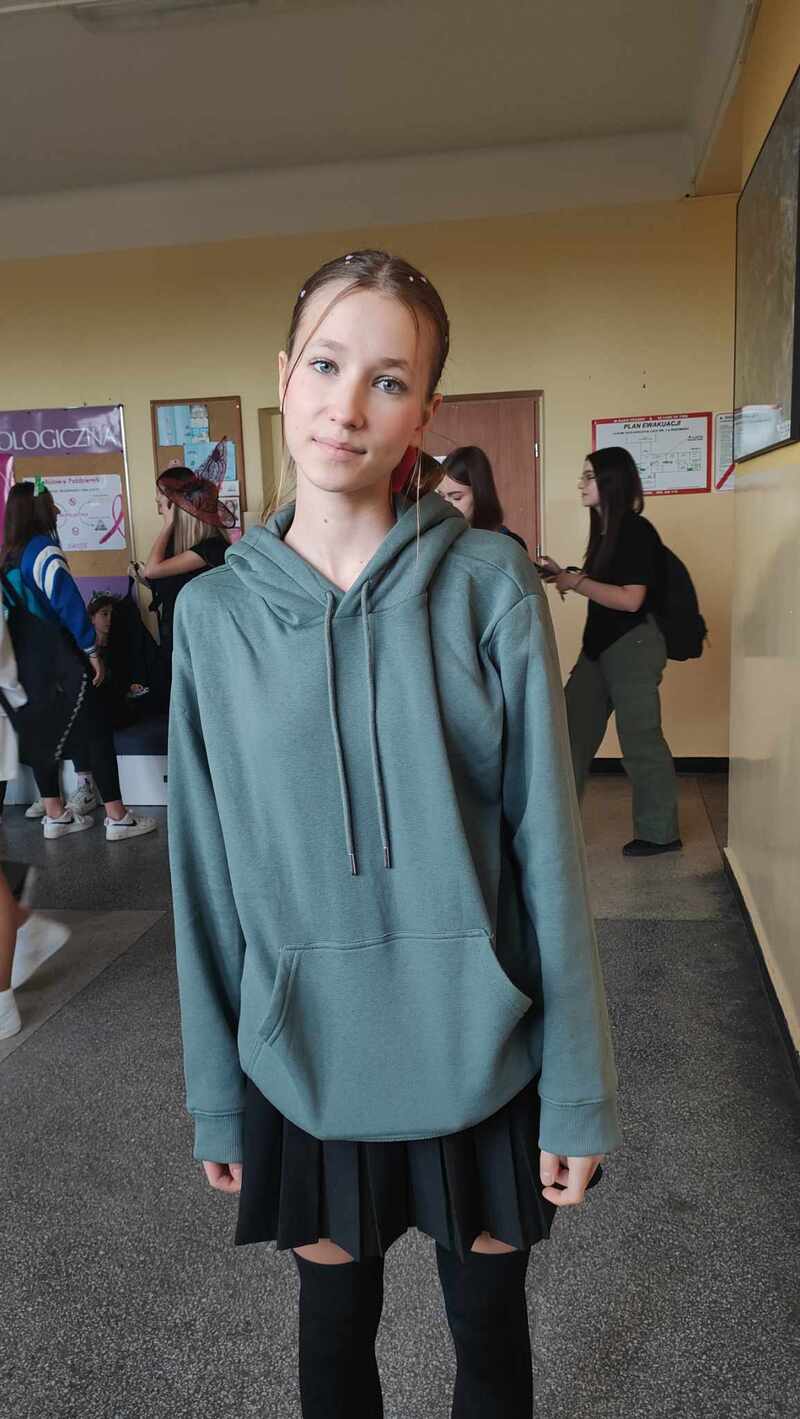 zdjęcie nr 11 - Dzień postaci z filmów i bajek Disneya w I LO