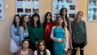 zdjęcie nr 18 - Dzień postaci z filmów i bajek Disneya w I LO