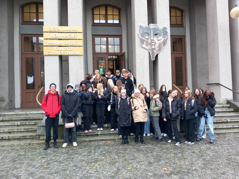 zdjęcie nr 3 - TEATR im. ADAMA MICKIEWICZA W CZĘSTOCHOWIE