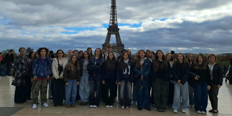 Uczniowie w Paryżu
