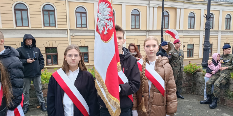 Poczet sztandarowy I LO